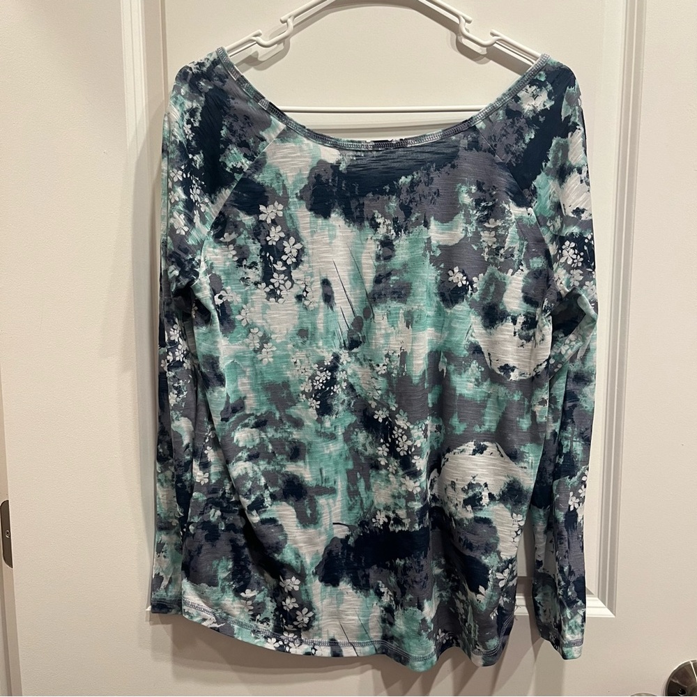 Brisas Tie Dye Top Size Medium Boho Tee Long Sleeve Blue Green.